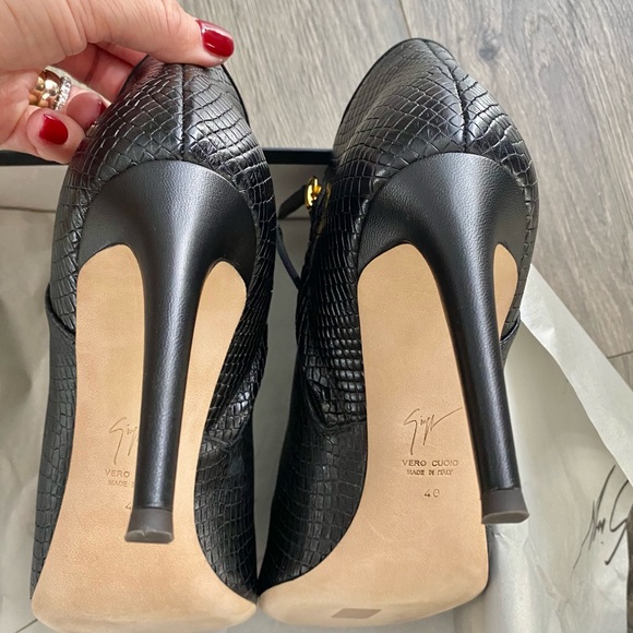 Giuseppe Zanotti NWT Booties 40 - Picture 10 of 16